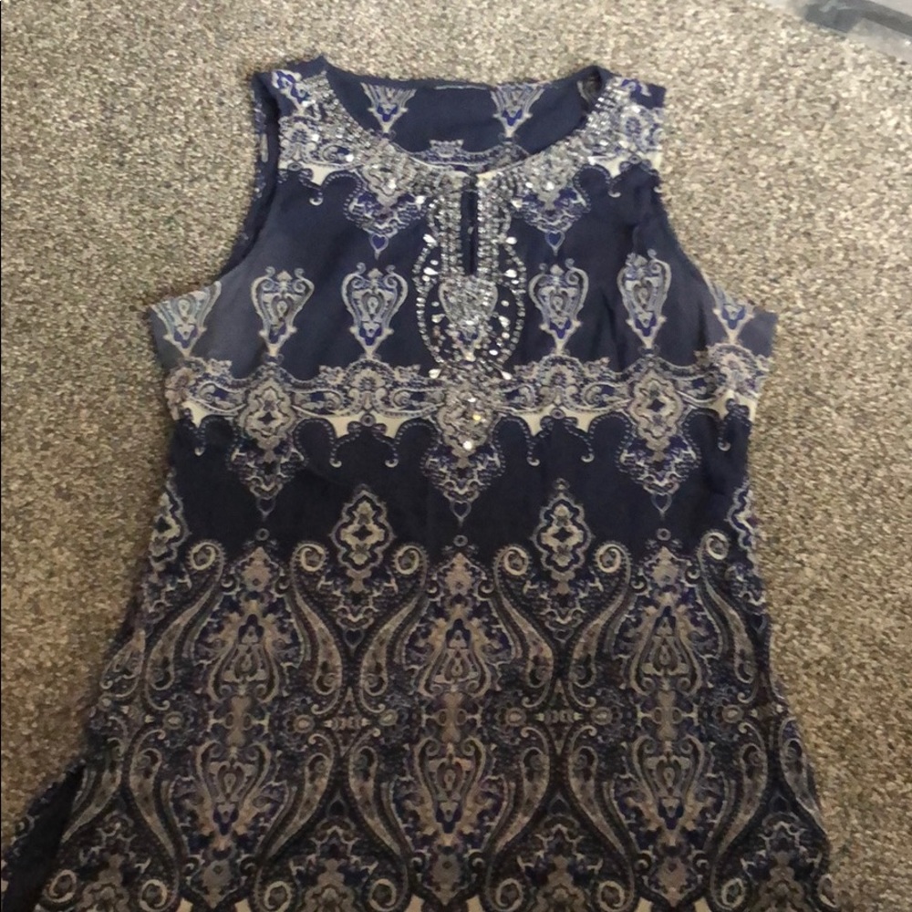 Women’s dress shirt